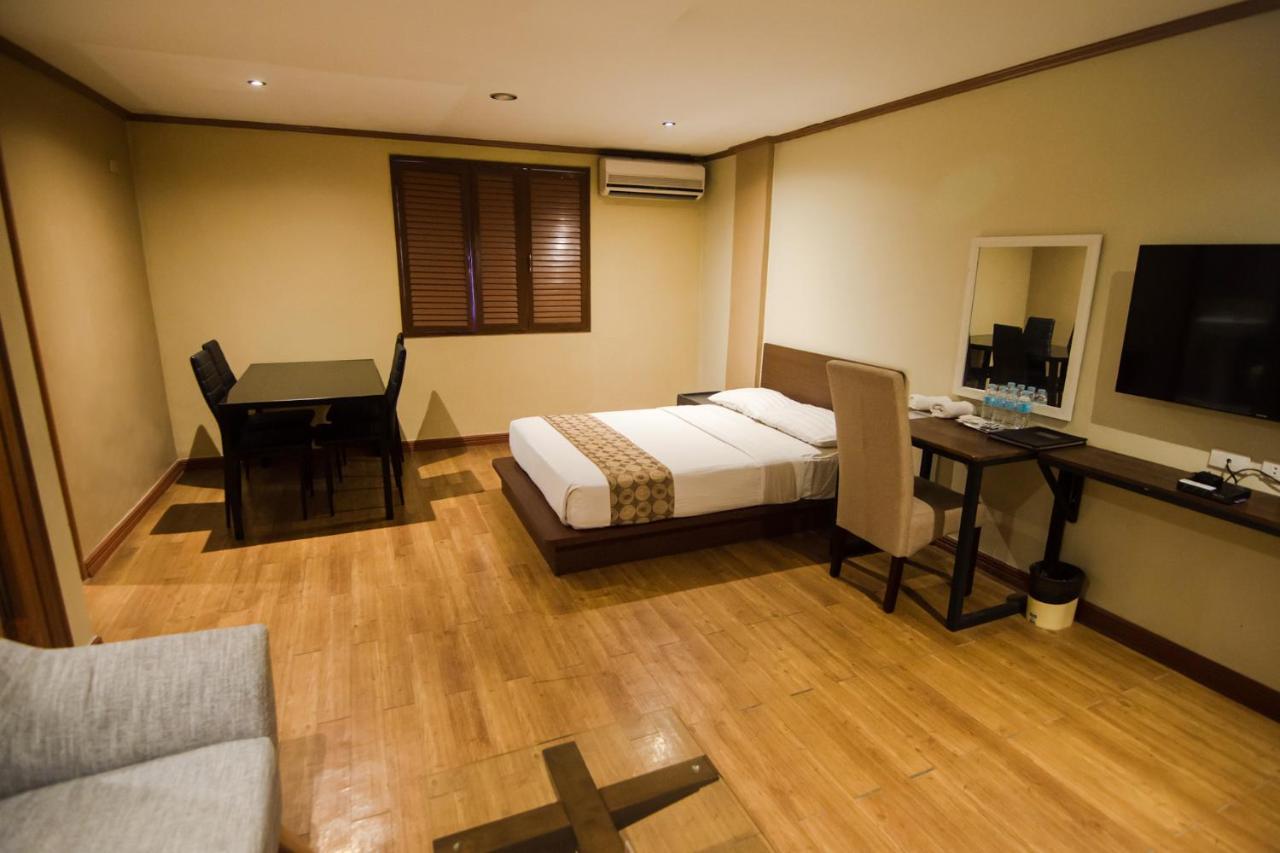 Dg Grami Hotel Paranaque City Bagian luar foto