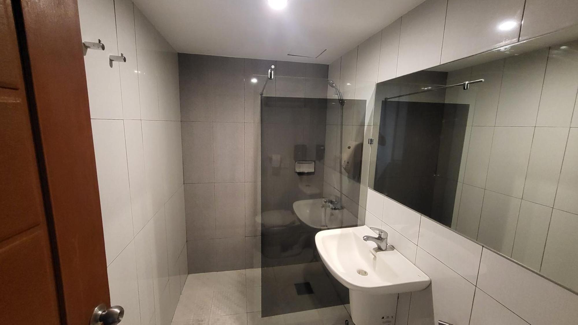 Dg Grami Hotel Paranaque City Bagian luar foto